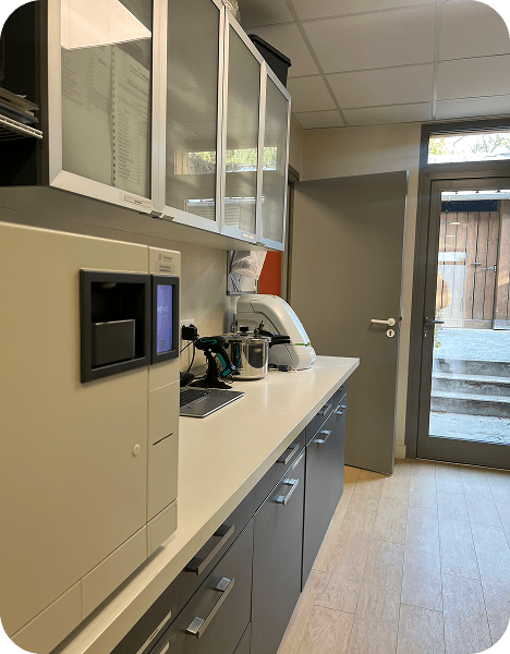 Salle de stérilisation + salle de stock